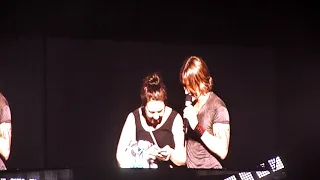 Keith Urban gets Mel from Victoria up on stage in Sydney 2019 - full video