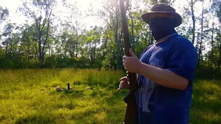 Upside Down Rifle Trick Shot With Ruger 10/22 Mannlicher