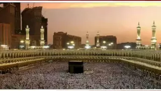 حكم التمسح بحيطان الكعبة وكسوتها وغير ذلك - العلامة عبد العزيز بن باز رحمه الله