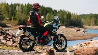 OFFROAD in a RACING SUIT! - Aprilia Tuareg 660 - First Test Ride