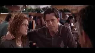 My best friend's wedding (1997) - BEST SCENE ("I say a little prayer for you")