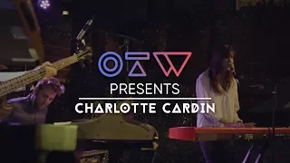 Charlotte Cardin - “Main Girl” Live + Interview | Baño Flaco