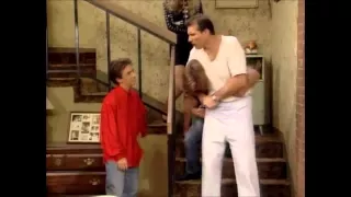 Al Bundy beats up people