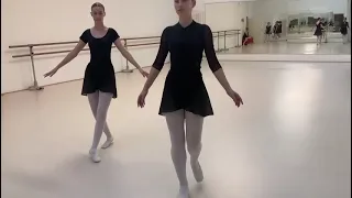 Klassisch I Teens Grand Allegro Ballettschule Götze FFB