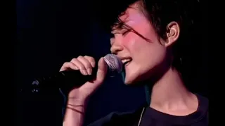 Faye Wong 王菲  -  Separate Ways 日本全面體演唱會現場 2002 日語 日劇 弄假成真 主題曲