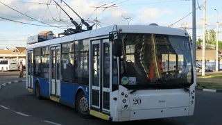 Две Тролзы "мегаполис" в Подольске, так же ЗиУ-682 КР Иваново едет в депо