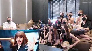 LISA FAMILY REACTION 'LALISA' M/V