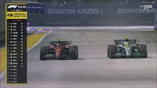 Lewis Hamilton close to Carlos Sainz under virtual safety car Singapore GP 2022