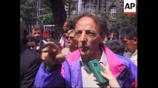 Yugoslavia - Serb mothers protest