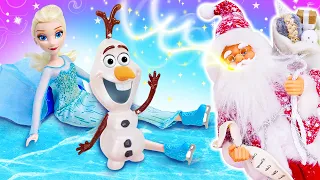 Puppen Video für Kinder | Magisches Schloss Elsa und Anna aus Frozen retten den Weihnachtsmann.