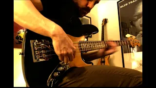 Fuzz Bomb - Kahler Tremolo / Fender Jazz Bass / Zvex Mastotron