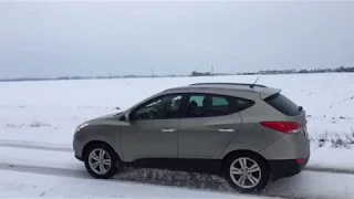 HYUNDAI IX35 Snow