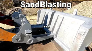 POV Sandblasting Loading Shovel Arms & Bucket Real Time