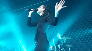 Yelle - Coca Sans Bulle🥤@ Cabaret Nouvelle Eve 2021 (3/3) [2160p]