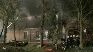 Grote brand in  een woning op het Gein-Zuid in Abcoude.