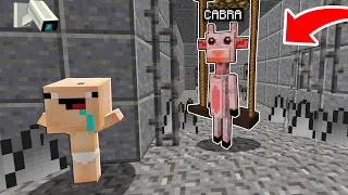 ¡BEBE NOOB ESCAPA DE LA PRISION DE LA CABRA EN EL COLUMPIO!  😂 ESCAPA DE LA PRISION EN MINECRAFT