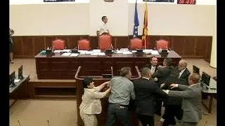Fight club in Macedonian Parliament session