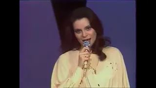 Christy Caro - L'hiver est le plus chaud (Le Grand Concours De La Chanson Française 1979)