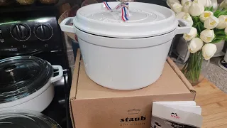 Staub 5 Quart Cocotte un-boxing & review...