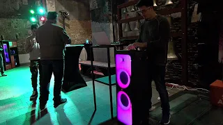 JBL PARTYBOX 1000: GREAT DJ PAD PERFORMACE!