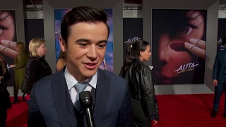 Alita Battle Angel LA Premiere - Itw Keean Johnson (official video)