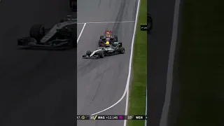 Amazing overtake of Nico Rosberg