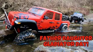 Father Daughter Axial Jeep Gladiator Outing, 2 trucks hit the trails!