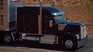 Kenworth W990