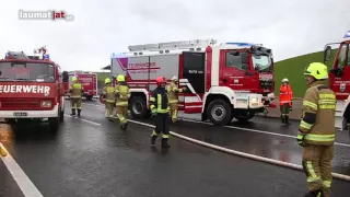 Reisebus auf der Innkreisautobahn bei Aistersheim ausgebrannt