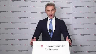 Des Kanzlers erste Rede: Karl Schmähhammer (Gernot Kulis)