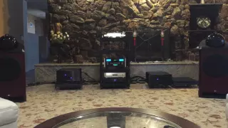 B&W 801 Nautilus, Marantz MM Tuntable, MCINTOSH C50 Prepam. BAT VK-1000 Mono