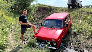 We are all stuck in the mud! UAZ and Lada NIVA 4x4 in Off road!