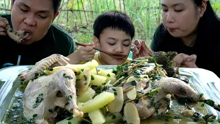 OUTDOOR COOKING | NATIVE CHICKEN TINOLA MUKBANG collab  with @miramj6657