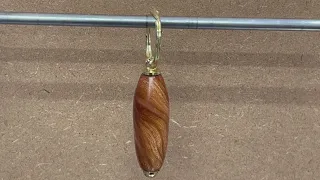 Woodturning an Elm Burr keyring