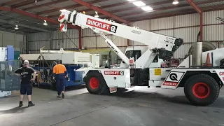 Quicklift Cranes MAC25 25 tonne Franna pick and carry crane lifting laser cutter