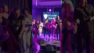 Leo Rojas - Panflute Party on Stage with Fans - Iko Iko