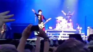 Green Day "Iron Man,  Sweet Child o Mine & Highway to Hell" (LIVE Gothenburg Ullevi 5/6-2010)