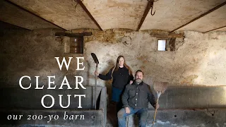 #28 Clearing out our abandoned barn - Italian stone house renovation