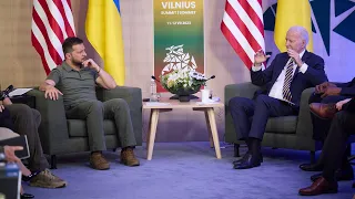 Зустріч Володимира Зеленського та Джозефа Байдена на полях Саміту НАТО