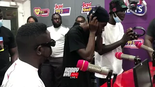 Hot Freestyle:  The Two Young Rappers in Kumasi finally meets Sarkodie.