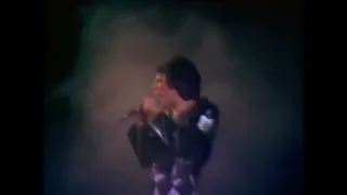 Queen - We Will Rock You (Fast) (Live in Houston: 11/12/1977)