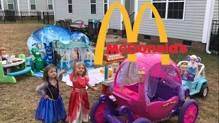 Disney Princess Carriage McDonalds Drive Thru Playset Frozen Jeep Ice Castle Tent