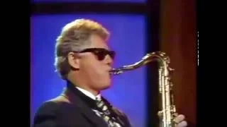 Bill Clinton playing saxophone on Arsenio Hall Show (HD)