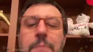 SALVINI INSULTO CANNA DA PESCA