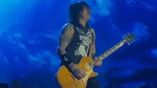 Richard Fortus Guitar Solo Guns N Roses - Knockin' On Heavens Door