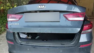 Работа упоров багажника на KIA Optima