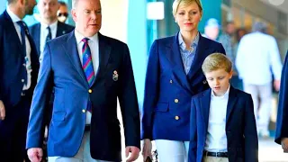 Charlene of Monaco and Albert in love on an outing with their son Jacques