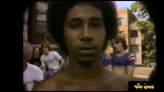 Chicago Street Gangs Vintage Footage - GLs, Gangster Disciples, Latin Kings - People / Folks Nation