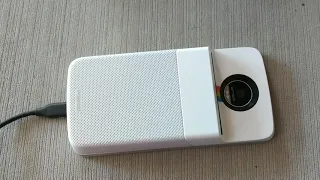 Moto Z InstaPrint Polaroid Zink printer in action