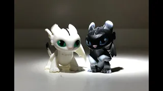 How To Train Your Dragon: The Hidden World Blind Bags (Night Lights) and Cheat Codes